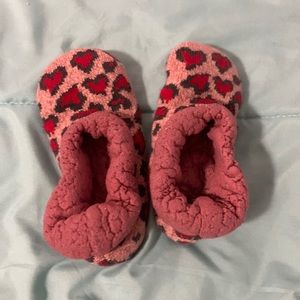 Cheeta heart slippers